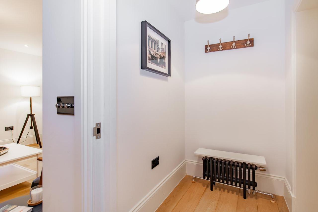 Oxfordshire Living - The Churchill Apartment - วูดสต็อก ภายนอก รูปภาพ
