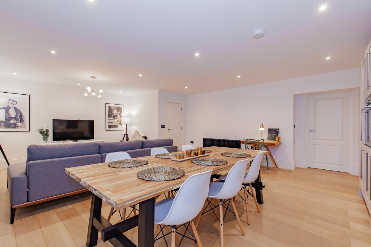 Oxfordshire Living - The Churchill Apartment - วูดสต็อก ภายนอก รูปภาพ